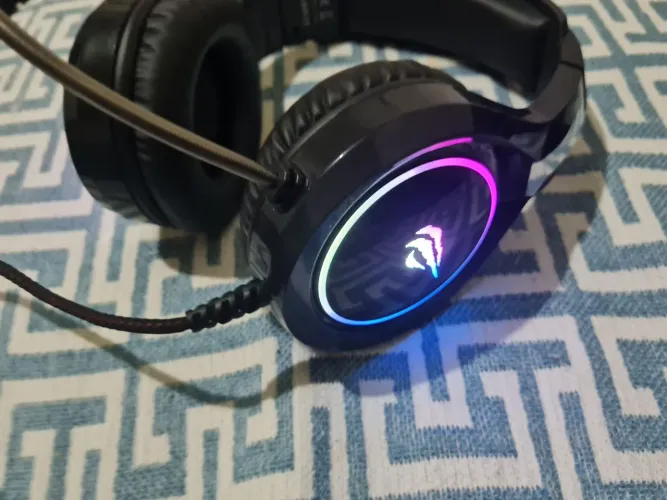 Headset Havit praticamente novo