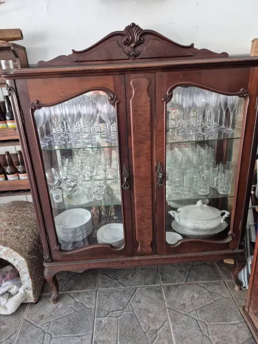 Cristaleira colonial 1,29 x 0,45 x 1,60