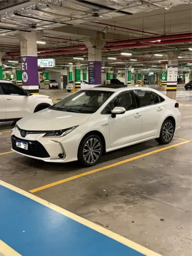 Toyota Corolla Altis Prem. Hybrid 1.8 Flex AUT 2022