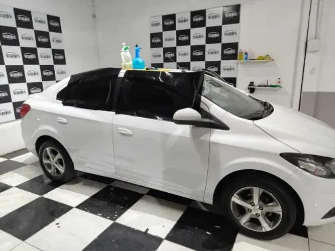Aplicação de Películas Automotivas e Domiciliares