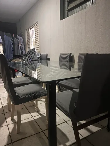 Vendo mesa de 6 lugares