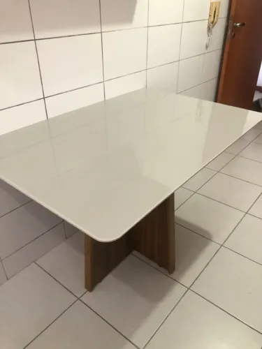 Mesa tampo de Vidro