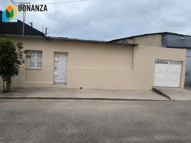 Casa no São Gerardo com 3 quartos para alugar