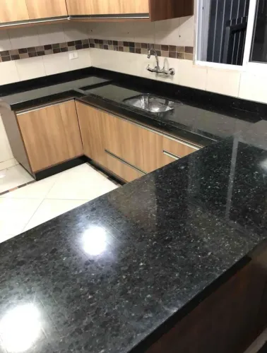 Bancada de mármore ou granito sob medida 