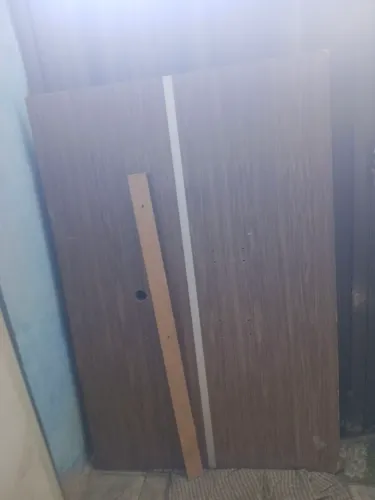 Doando painel pra TV suporta TV até 43 polegadas