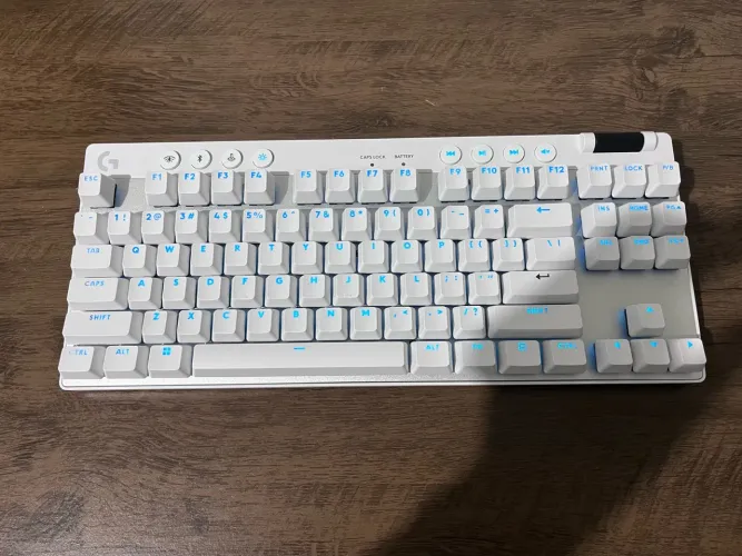 Teclado Logitech G PRO X TKL Layout US LIGHTSPEED Switch GX Brown Tactile