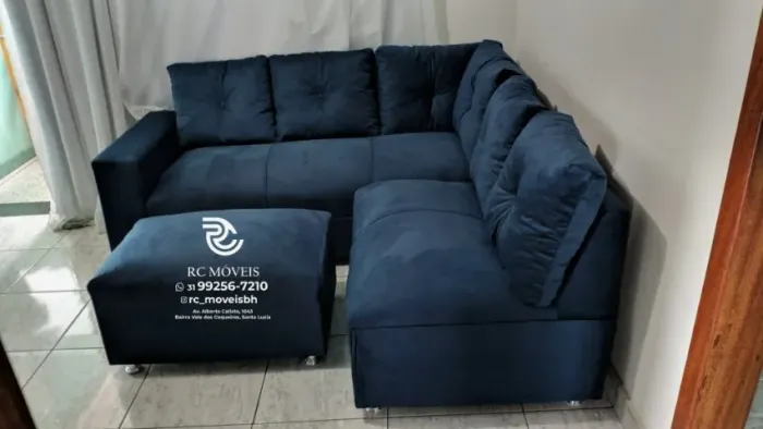 Sofá de Canto com Puff Suede de qualidade D33 Confortável Direto da Fábrica