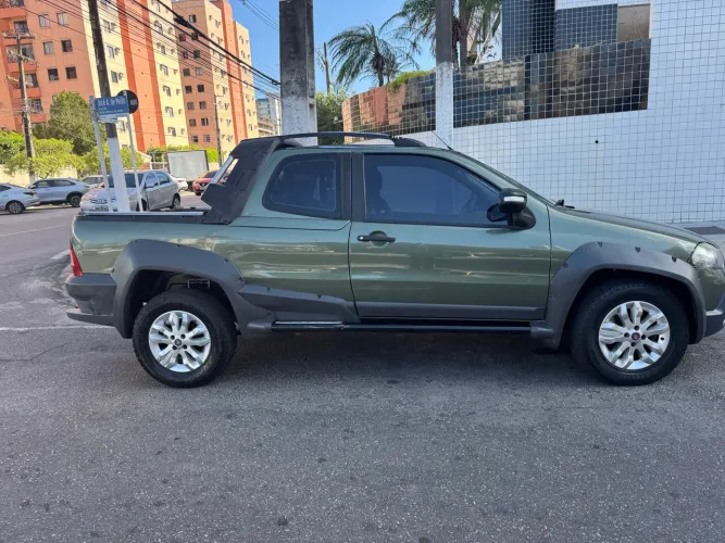 Fiat Strada Adventure1.8/ 1.8 Locker Flex CD 2013