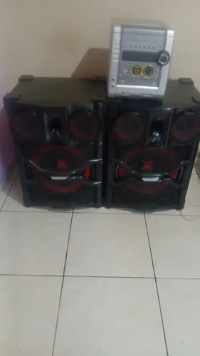 Caixa de som muito potencial