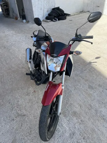 Titan 160