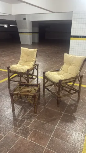 Cadeiras e mesa