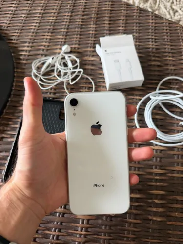iPhone XR