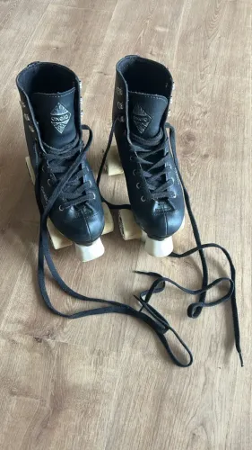 Patins pouco uso