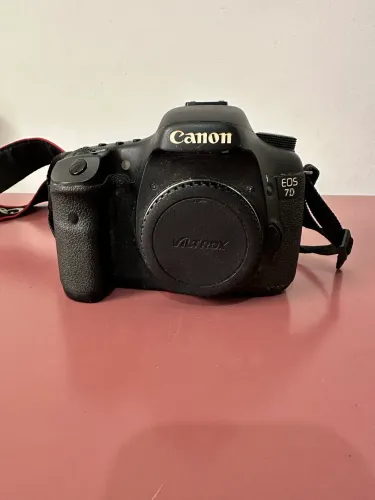 Câmera profissional cânon 7D