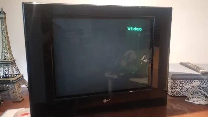 Tv LG 21" Ultra Slim xd Retrô