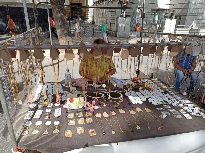 Vendodora feira Afonso Pena (Feira hippie)
