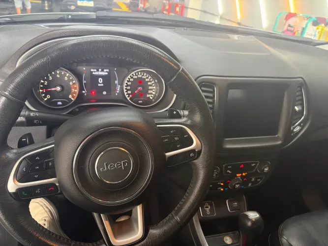 Jeep Compass Longitude 2.0 4X2 Flex 16V Aut. 2018