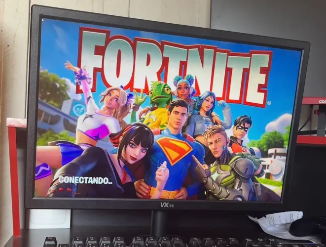 VENDO OU TROCO MONITOR VX PRO