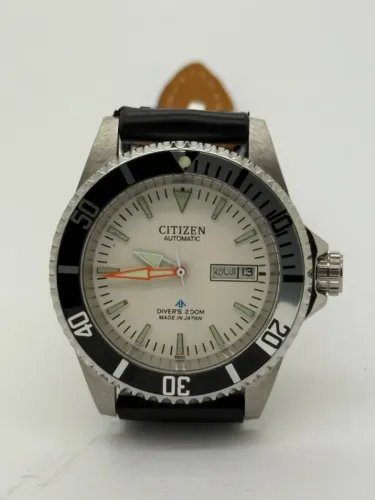 RELÓGIO AUTOMÁTICO CITIZEN PROMASTER DIVER 200m PULSEIRA COURO