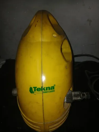 Lava Jato Marca Tekna 220v Somente a Maquina Sem Mangueira R$-80,00