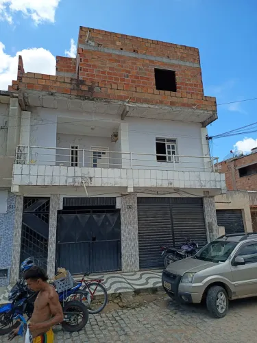Prédio em Serrinha 