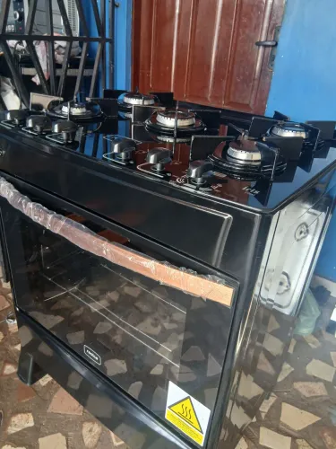  Fogão funcionando perfeitamente lindo bocas e forno ok acendimento elétrico total 