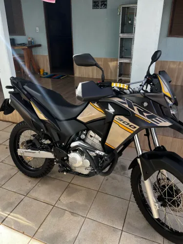 Xre 300 ZERO