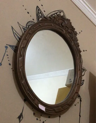 ? Espelho antigo entalhado ? peça vintage com mais de 50 anos