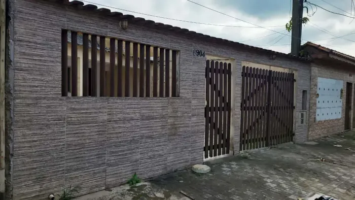 Imóvel para aluguel tem 120 m² com 2 quartos em Santa Eugênia - Mongaguá - SP