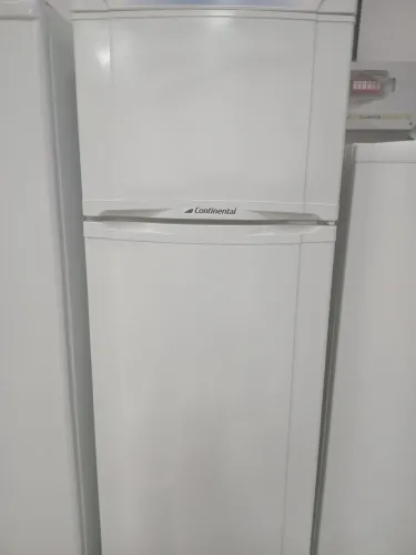 Vende-se geladeira
