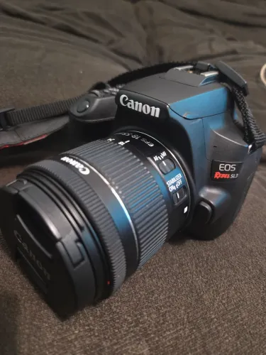 CAMERA CANON SL3
