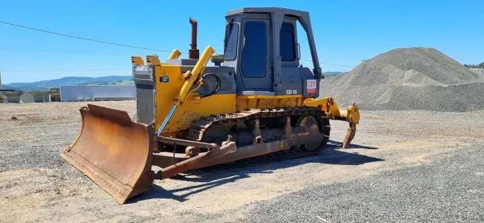 Trator de Esteiras Shantui SD16