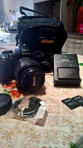 Nikon D3100 + 18-55mm | Kit Completo | Bolsa + Bateria Original