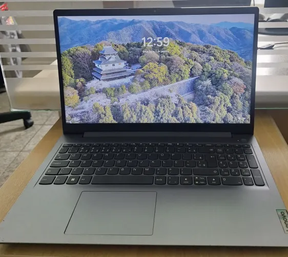 Notebook Lenovo Intel i3 11ª Geração - Windows 11 Pro