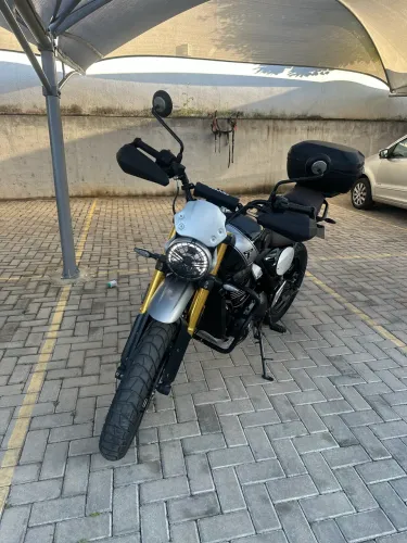 Scrambler 400x - Completa para viagens