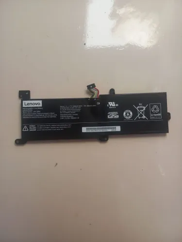Bateria LENOVO L16L2PB2 não está viciada e em perfeito estado ( Usado )