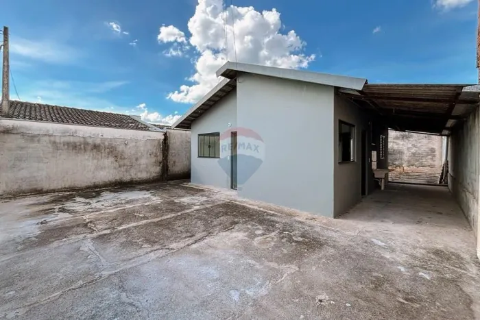 Casa à venda em Estiva Gerbi  Parque São José II  2 quartos  50m²