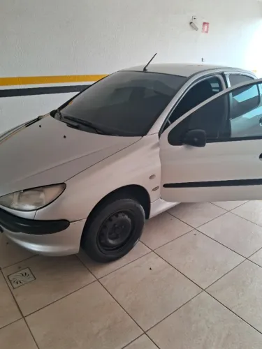 Peugeot 206 Selection/ Sensation 1.0 16V 5P 2001
