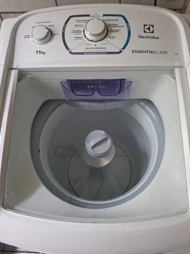 Máquina de lavar Electrolux 11kg SEMINOVA