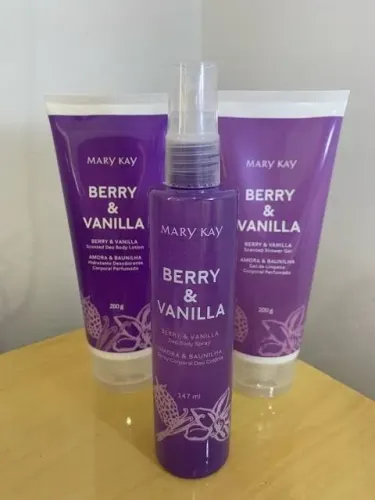 Kit Mary Kay Berry e Vanilla: sabonete, hidratante e body splash