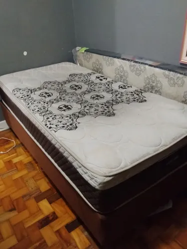 Cama e Colchão Box Solteiro