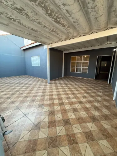 Casa Térrea para Alugar | 3 Quartos | Edícula Completa | 2 Vagas | Júlio de Mesquita
