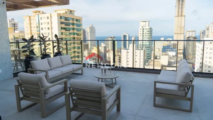 Apartamento em Rua 280 - Meia Praia - Itapema/SC