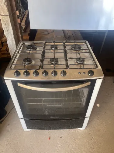 Fogão Eletrolux 6 bocas