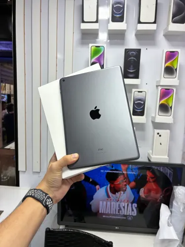 iPad 9 - 64GB