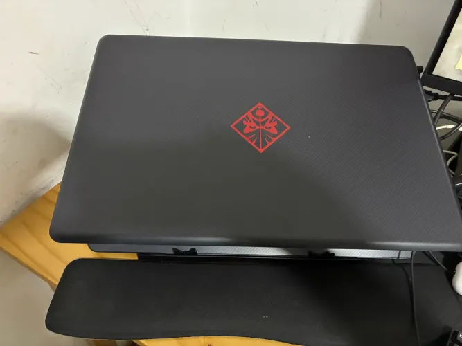 Laptop Gamer HP Omen 17? I7 1050 16GB Nvme