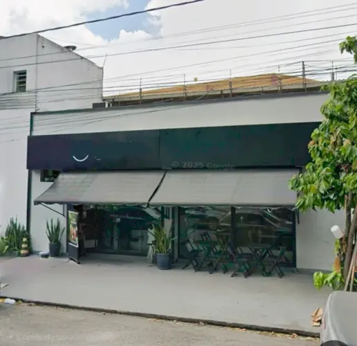 Alugo loja na Av. Conselheiro Furtado