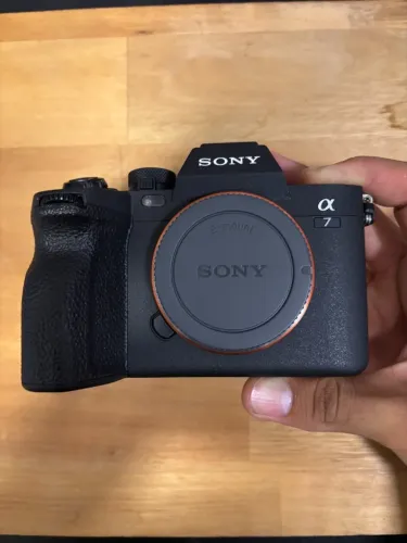 Câmera Sony A7IV