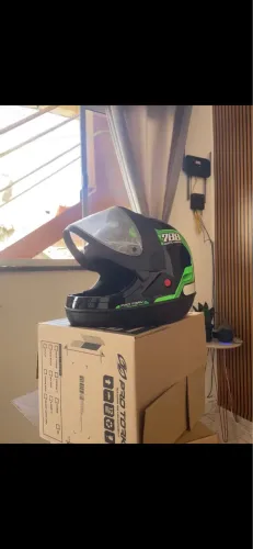 Capacete