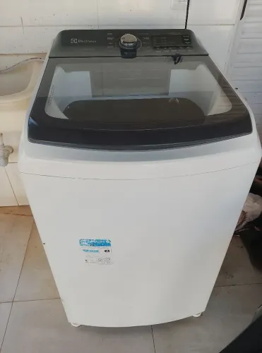 Máquina de lavar semi nova 14,k